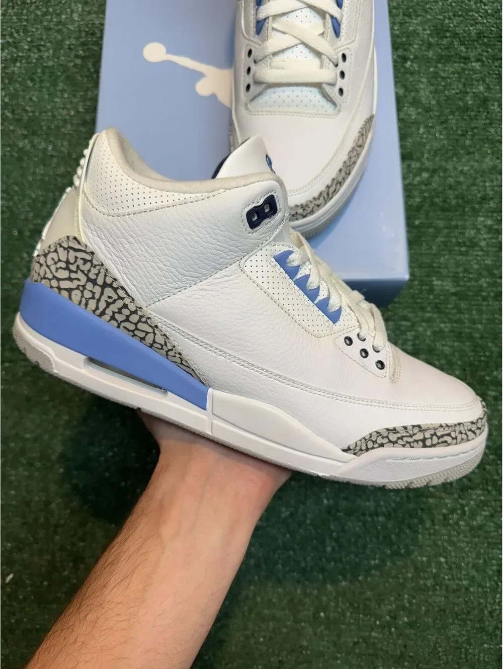 Jordan Retro 3 UNC Size 10